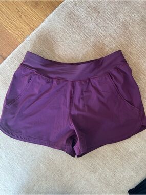 Lands' End Plum Purple Athletic Shorts with Pockets